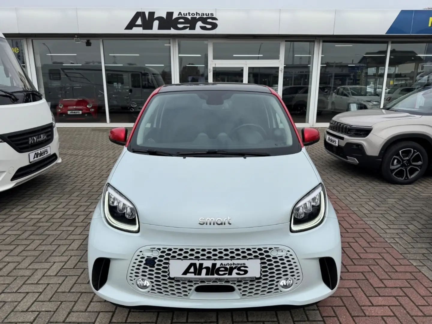 smart forFour EQ passion+22KW+95,2%SOH+KAMERA+SHZ+CARPLAY+ Weiß - 2