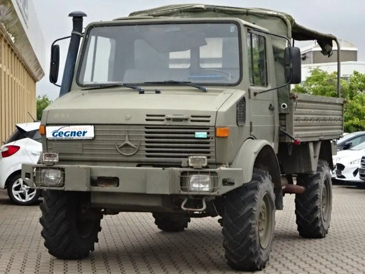 Unimog U 1300 L Turbo OM 366 Pritsche 4x4, foto 2