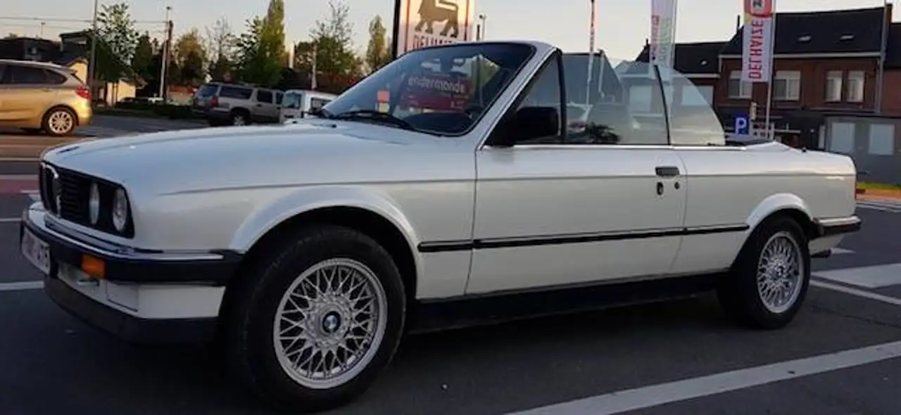 BMW 320i cabriolet, foto 6