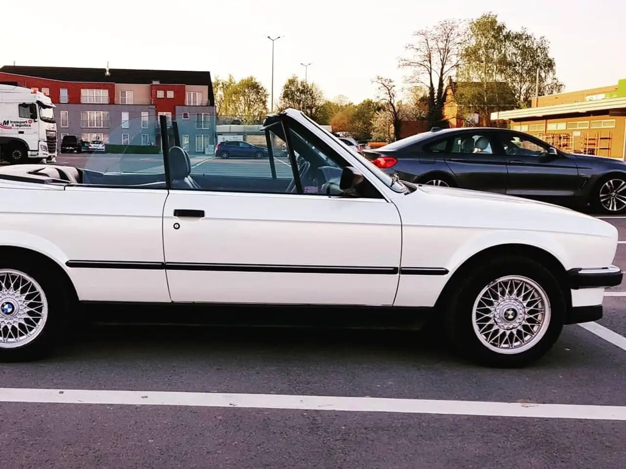 BMW 320i cabriolet, foto 12