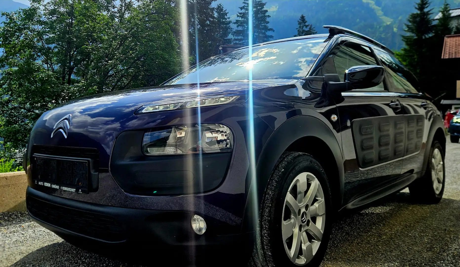 Citroen C4 Cactus C4 Cactus 1,6 BlueHDI 100 ETG Feel Feel Violett - 2