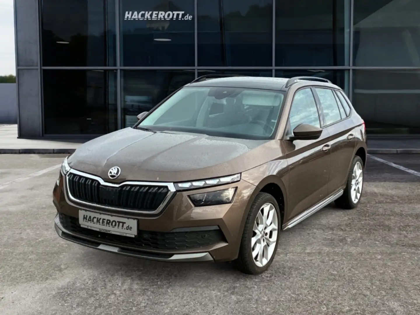 Skoda Kamiq Style 1.6 TDI ACC PDC Panorama Navi SmartLink Marrón - 2