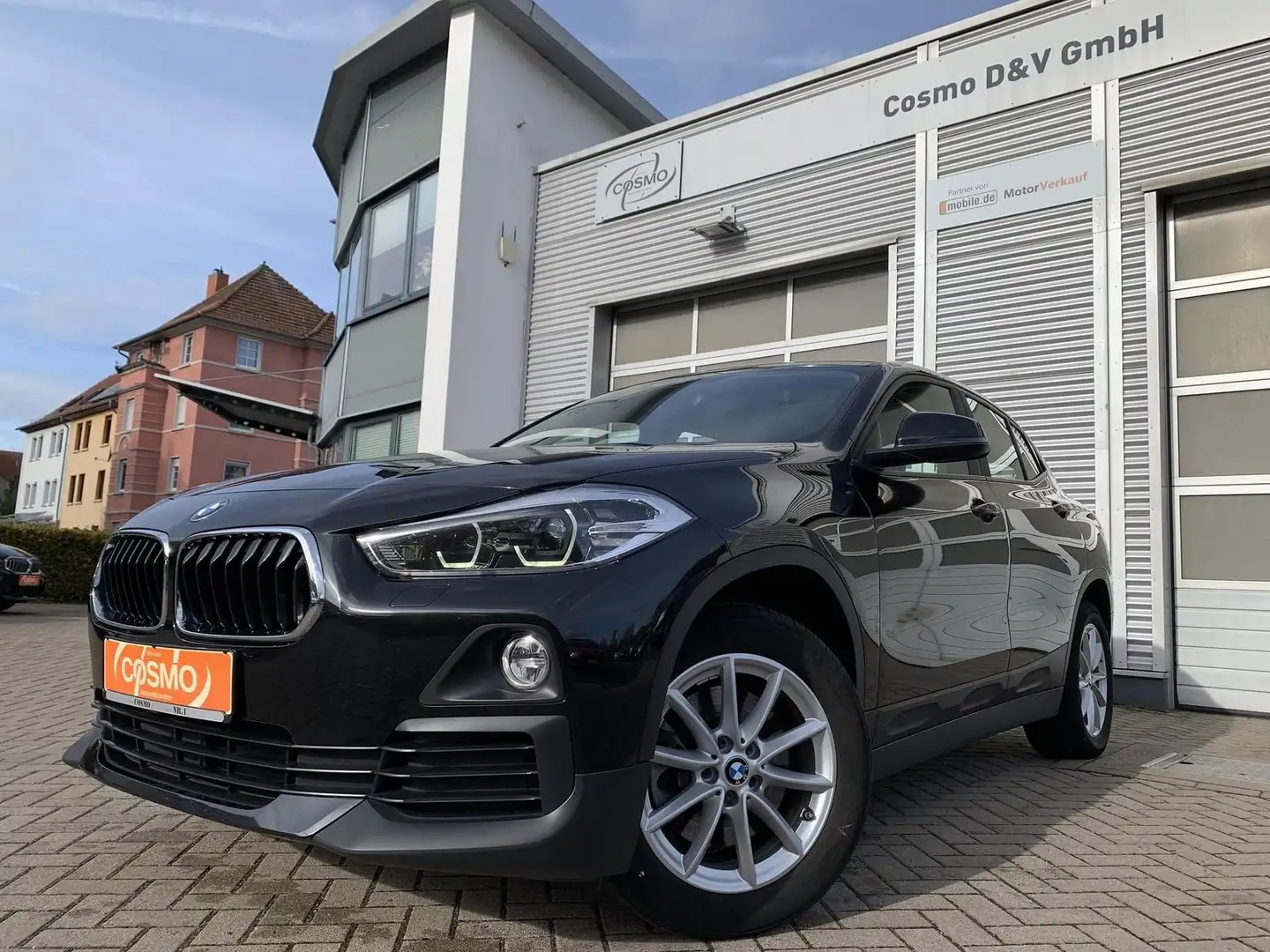 BMW X2 xDrive 20d Pano+Navi+LED+Sitzhzg Schwarz - 1