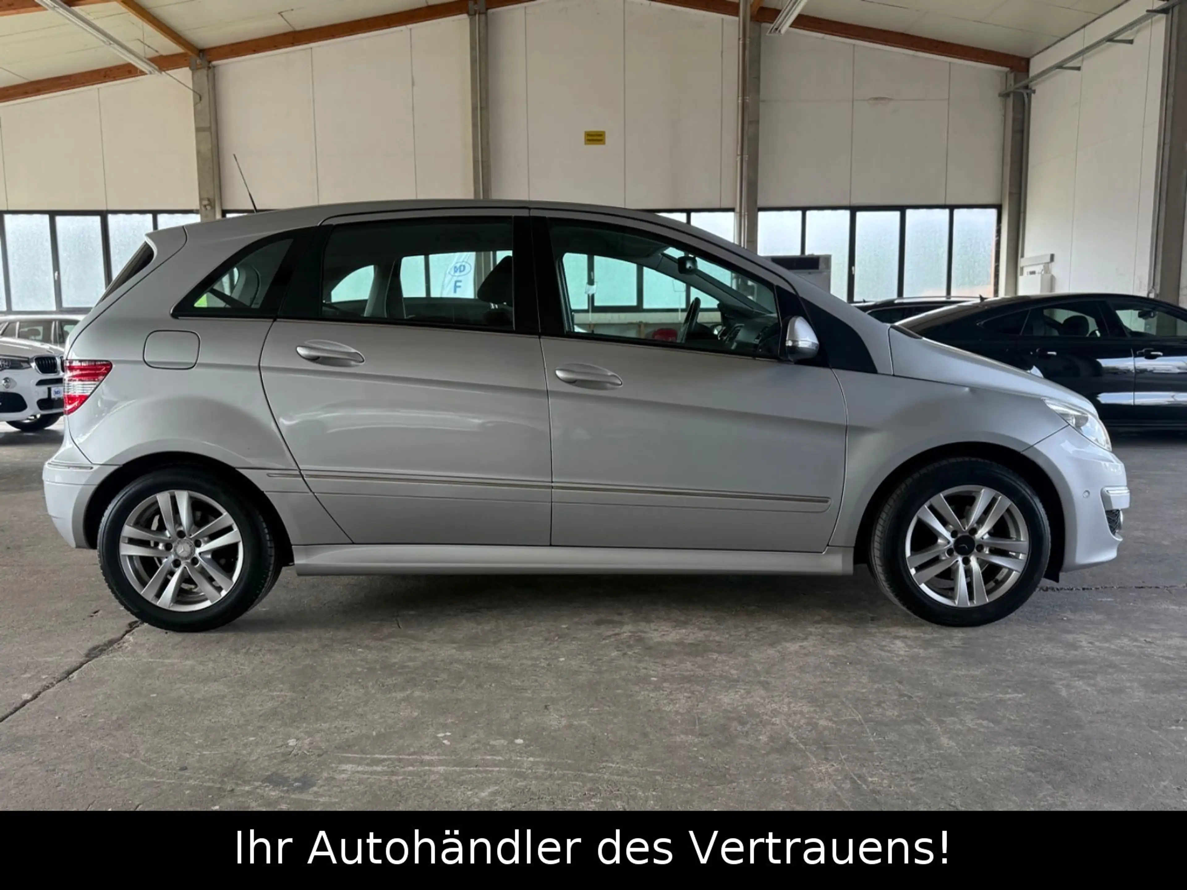 Mercedes-Benz B 180 B -Klasse*PDC*SHZ*AUTOMATIK*8-Fach Bereift — photo 8