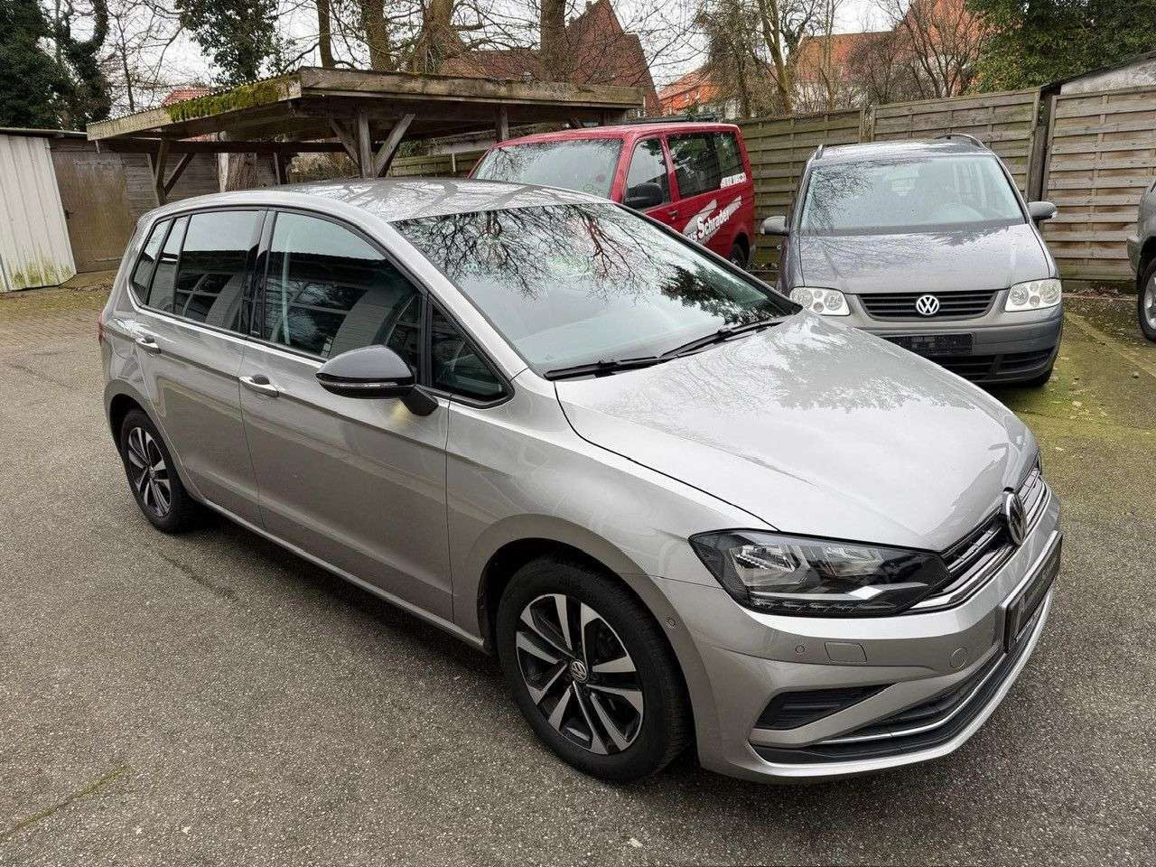 Second hand Volkswagen Golf Sportsvan 1.0 tsi
