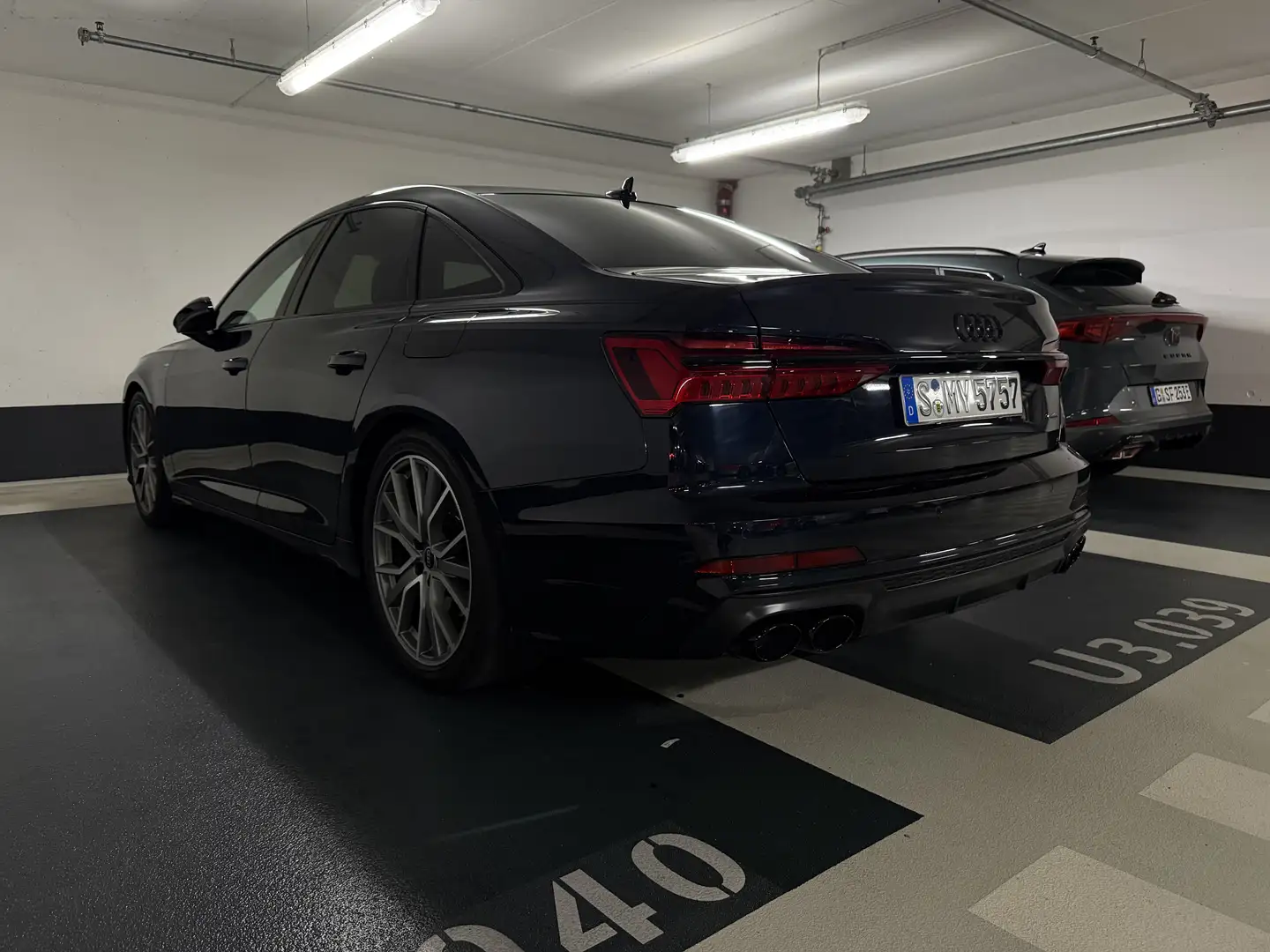 Audi A6 55 TFSI e quattro S tronic sport Blau - 2