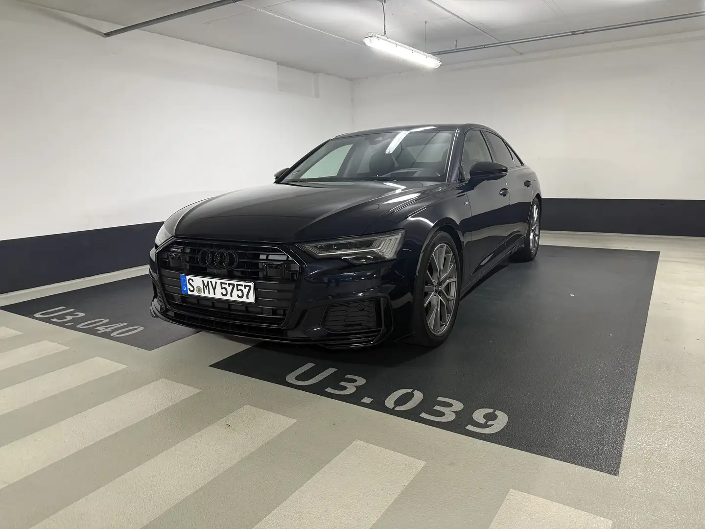 Audi A6 55 TFSI e quattro S tronic sport Blau - 1