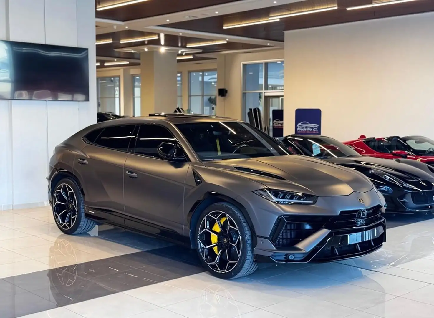 Lamborghini Urus Urus 4.0 V8 S 666CV auto Grijs - 1