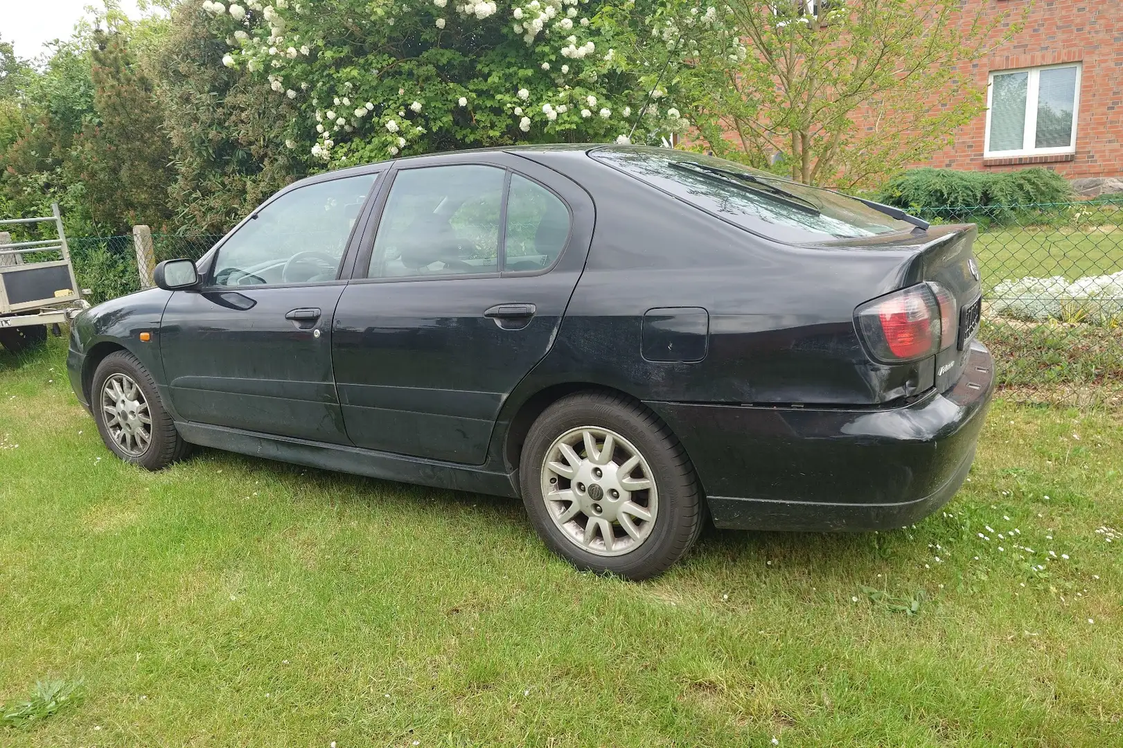 Nissan Primera 2.0 Elegance - 2