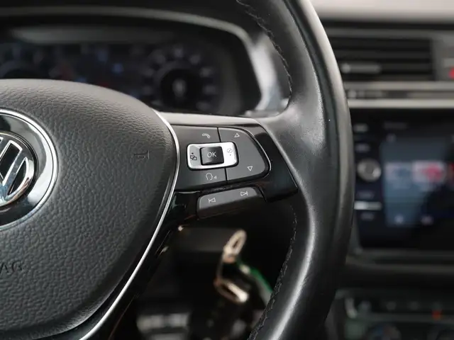 Volkswagen Tiguan view 10