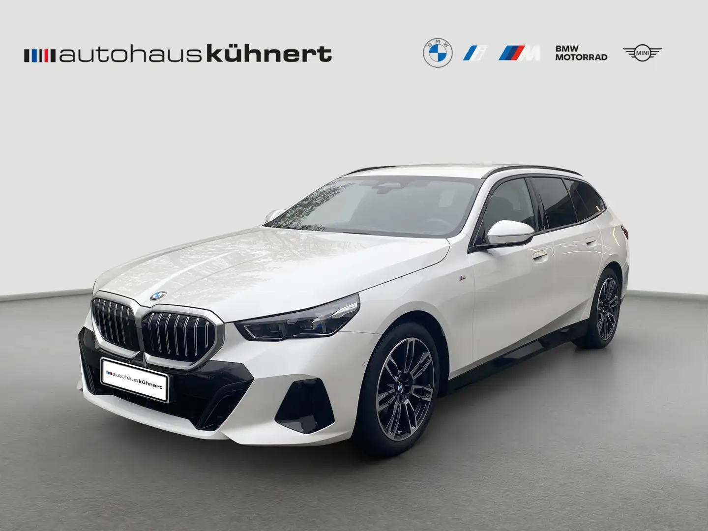 BMW 540 d xDrive Touring ///M-Sport ACC AHK B&W Sthzg. Biały - 1