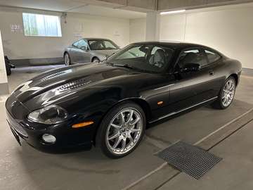 XKR 4.2 S/C **Facelift*Sammler**orig. 43`km**TOP