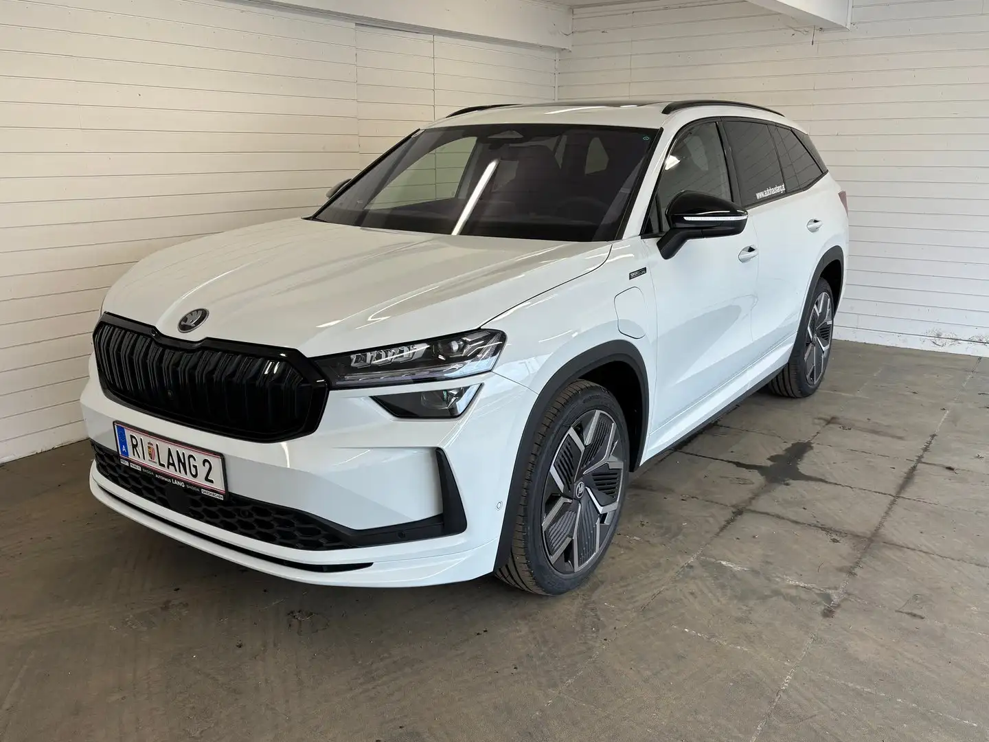 Skoda Kodiaq Sportline iV TSI DSG Weiß - 1