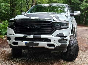RAM 1500 Crew Cab Shortbed Limited