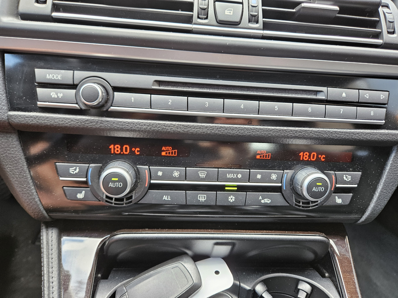 BMW 550 5-serie 550xi High Executive — photo 16