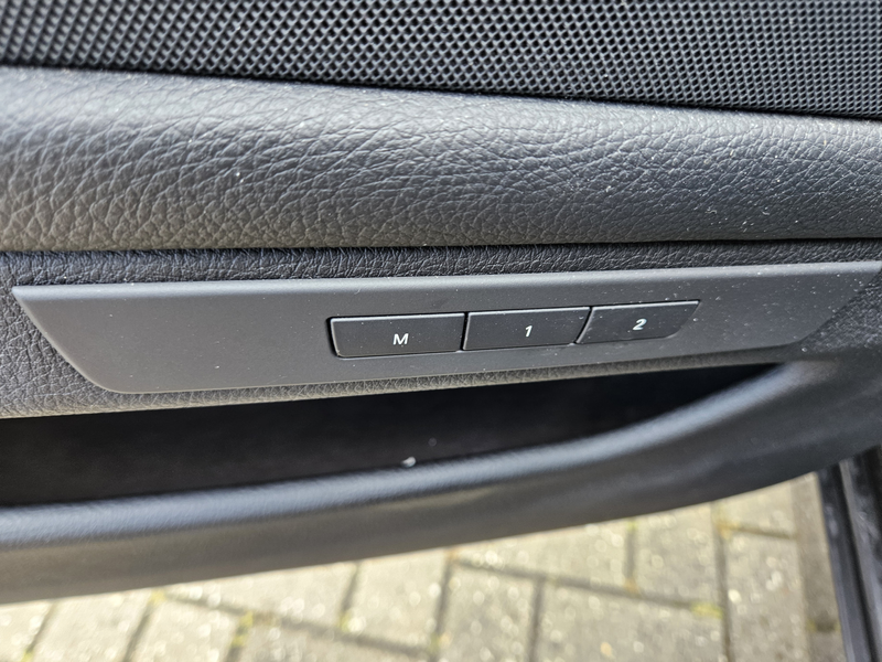 BMW 550 5-serie 550xi High Executive — photo 8