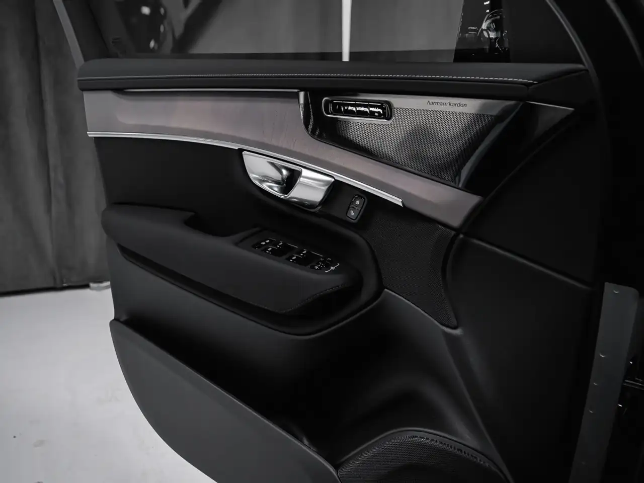 Volvo XC90 снимка Volvo XC90