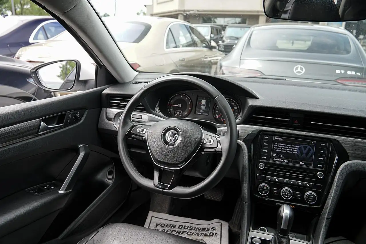 Volkswagen Passat photo Volkswagen Passat