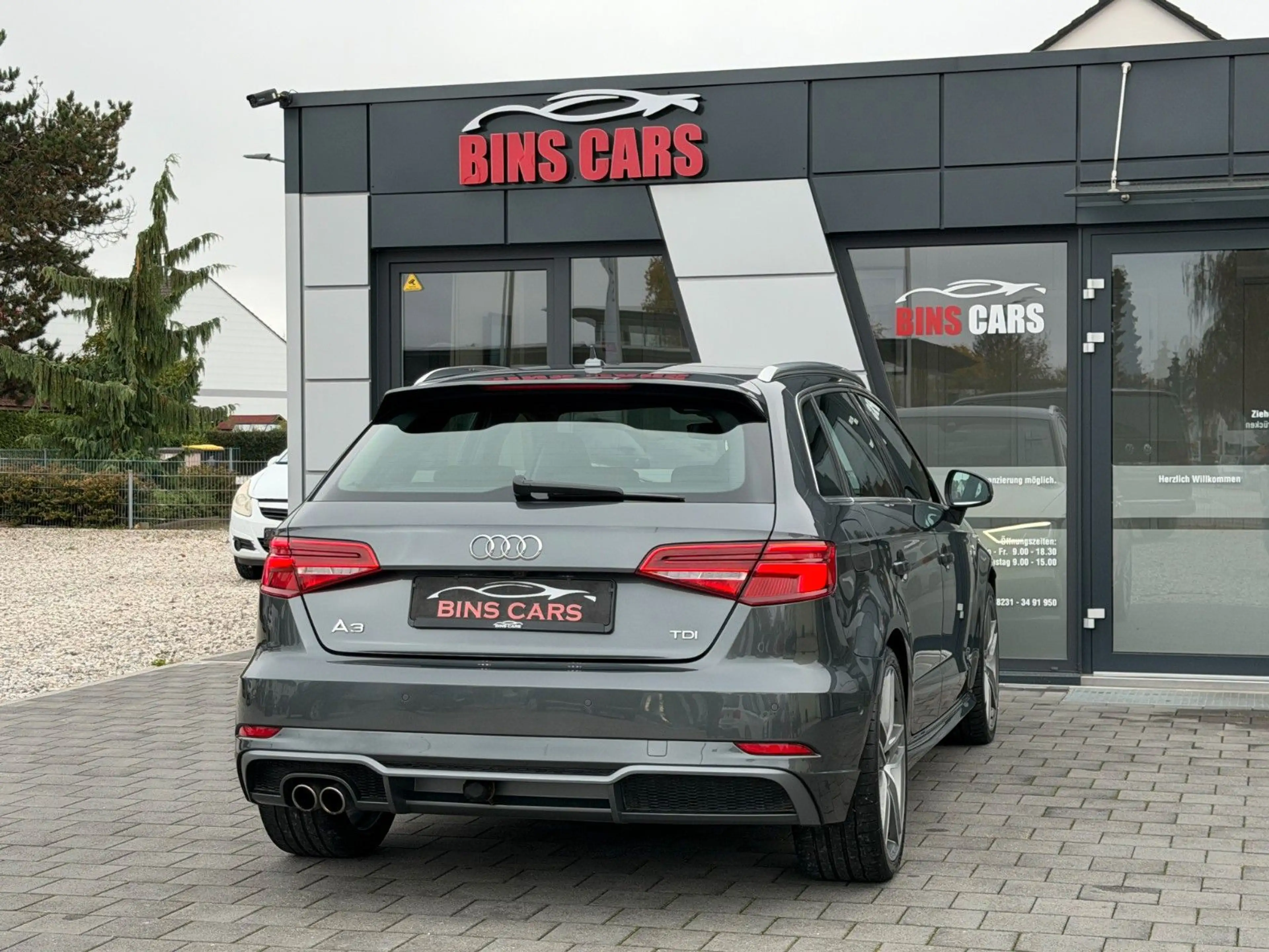 Audi A3 Sportback S-Line*B&O*Schalen*CAM*ACC*AHK*2.Hd — photo 9