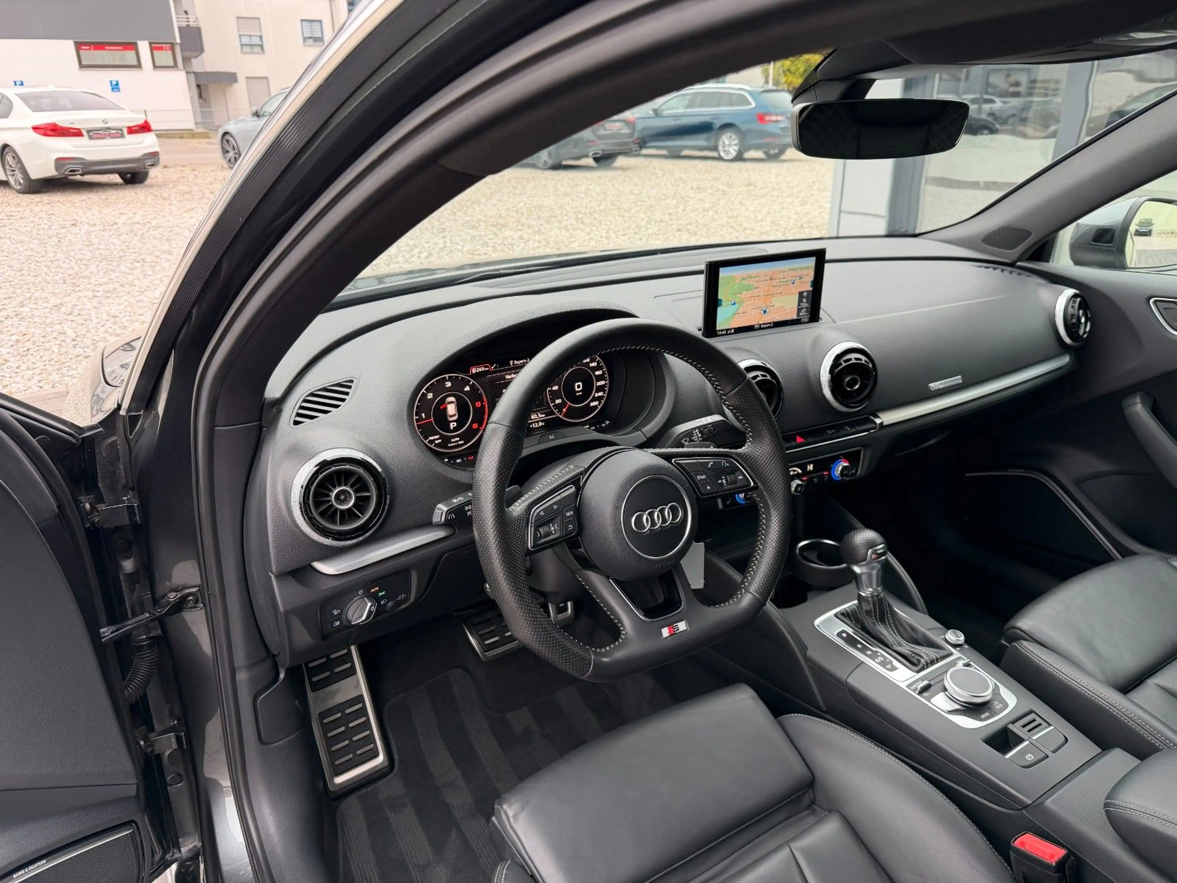 Audi A3 Sportback S-Line*B&O*Schalen*CAM*ACC*AHK*2.Hd — photo 14