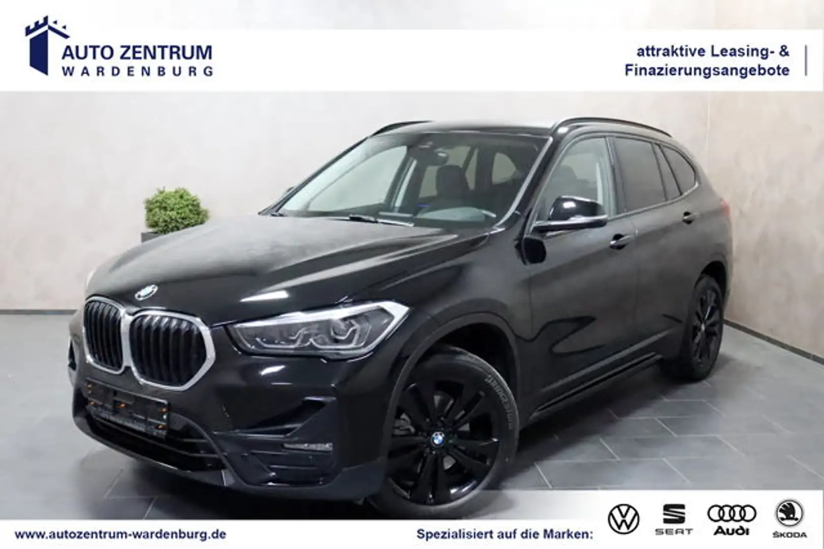 BMW X1 sDrive Sport Line Aut. AHK CAM LED LEDER NAVI Negro - 1