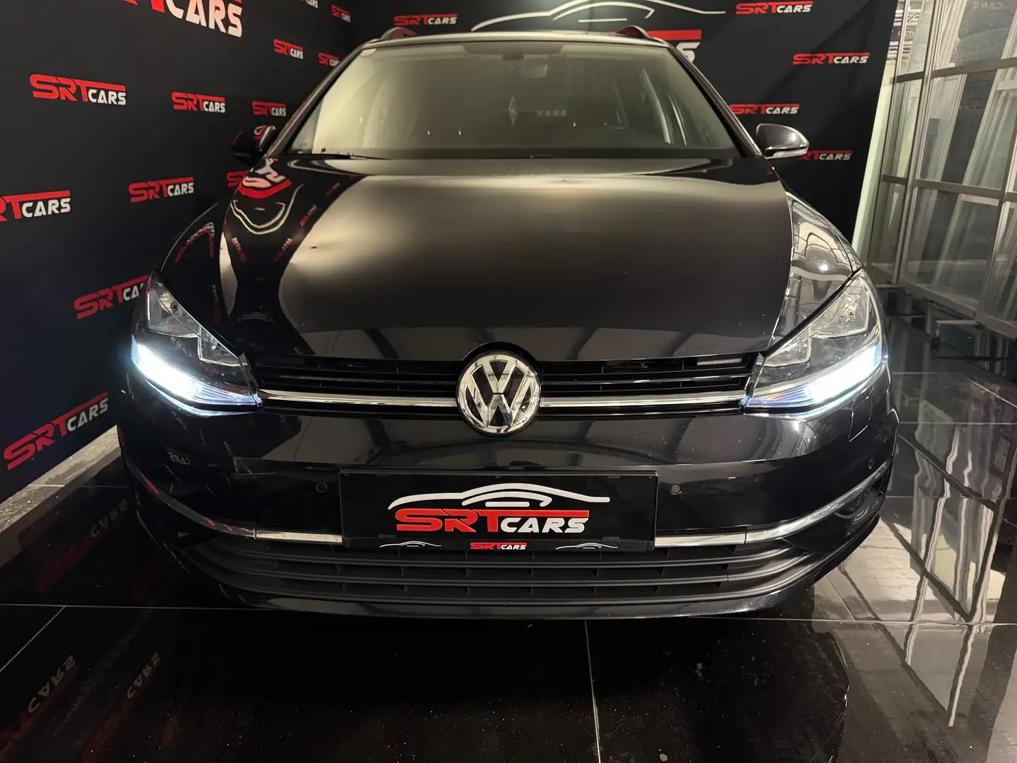 Volkswagen Golf Variant 1,6 TDI Comfortline *Sitzheizung*Front Assist*ACC Schwarz - 2