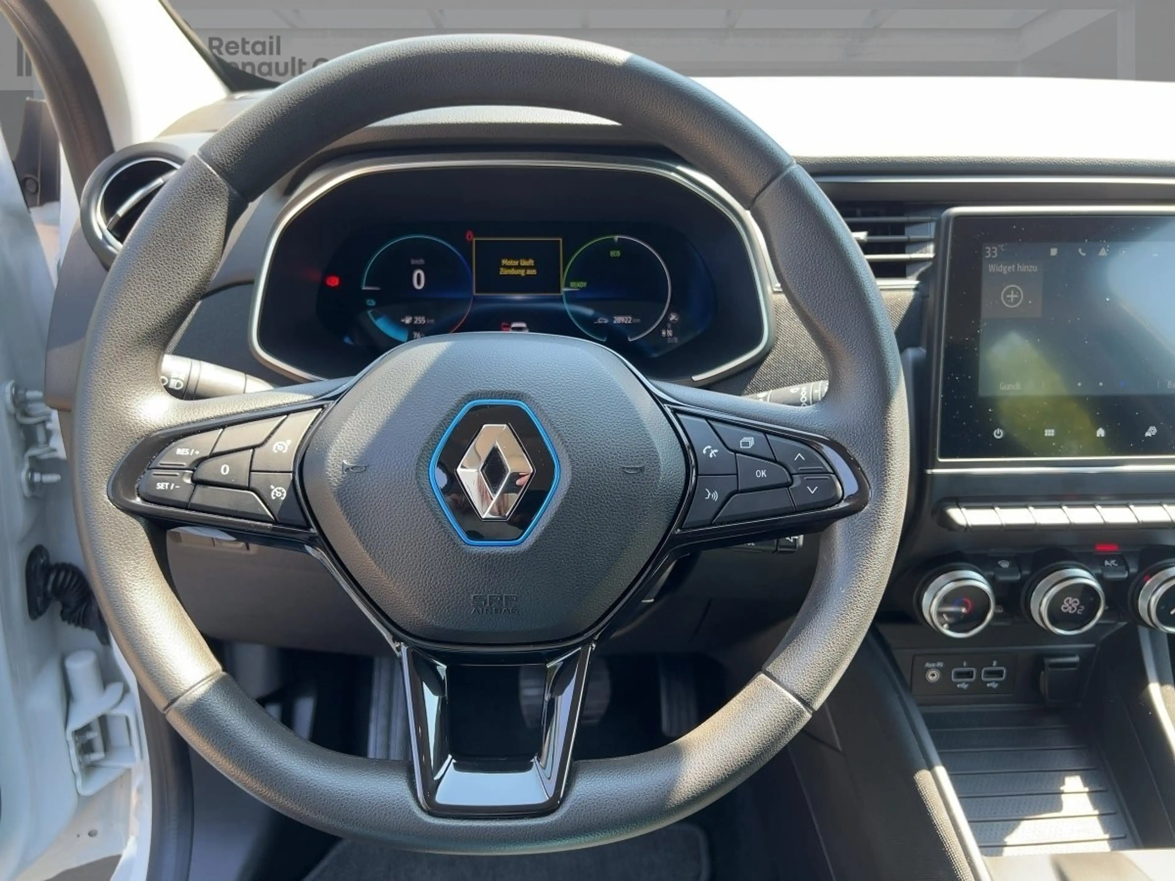 Renault ZOE R110/Z.E. 50 Life — photo 11
