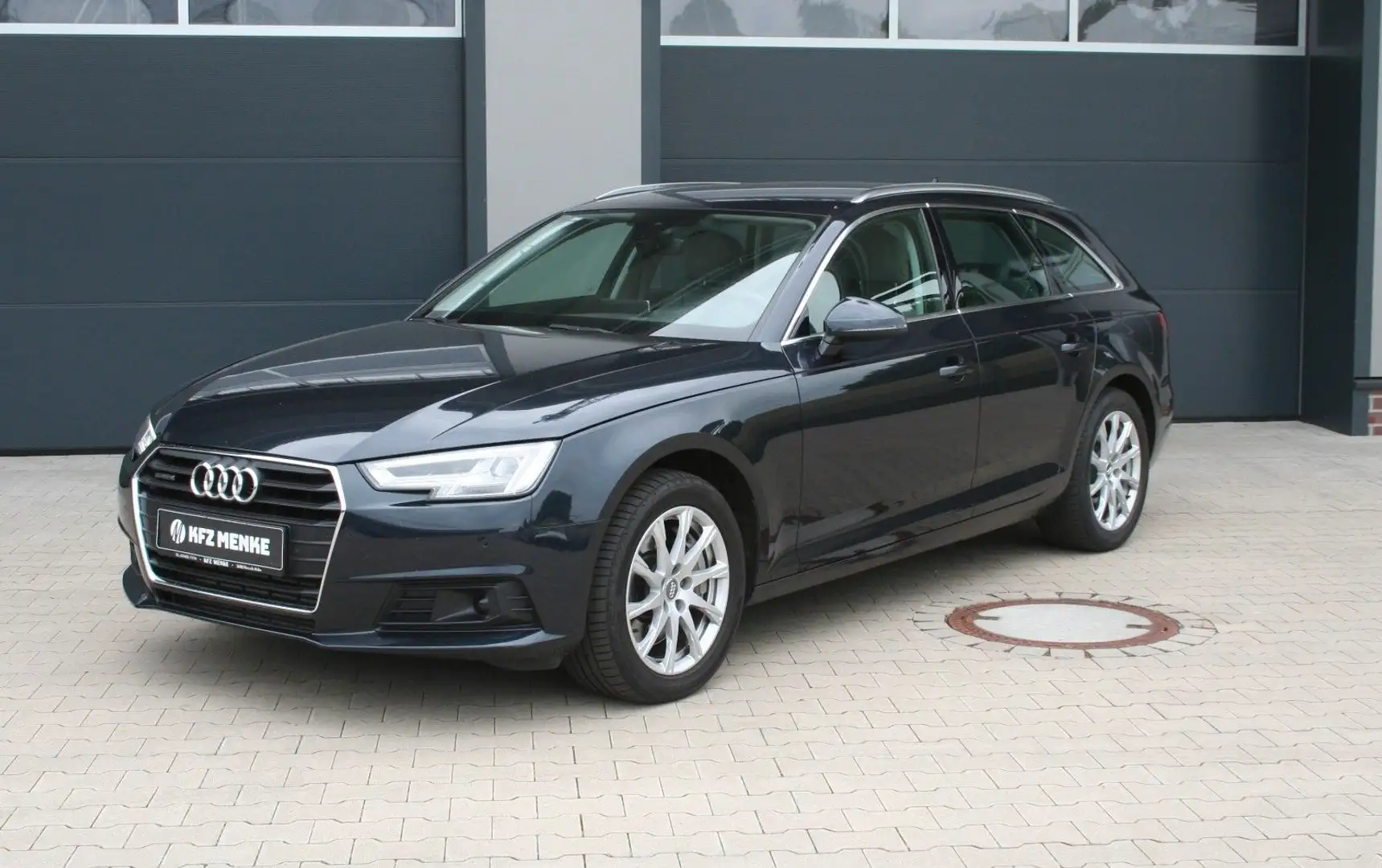 Audi A4 Avant quattro 3.0 272PS Leder/Head/Led/Mem/ Blau - 1