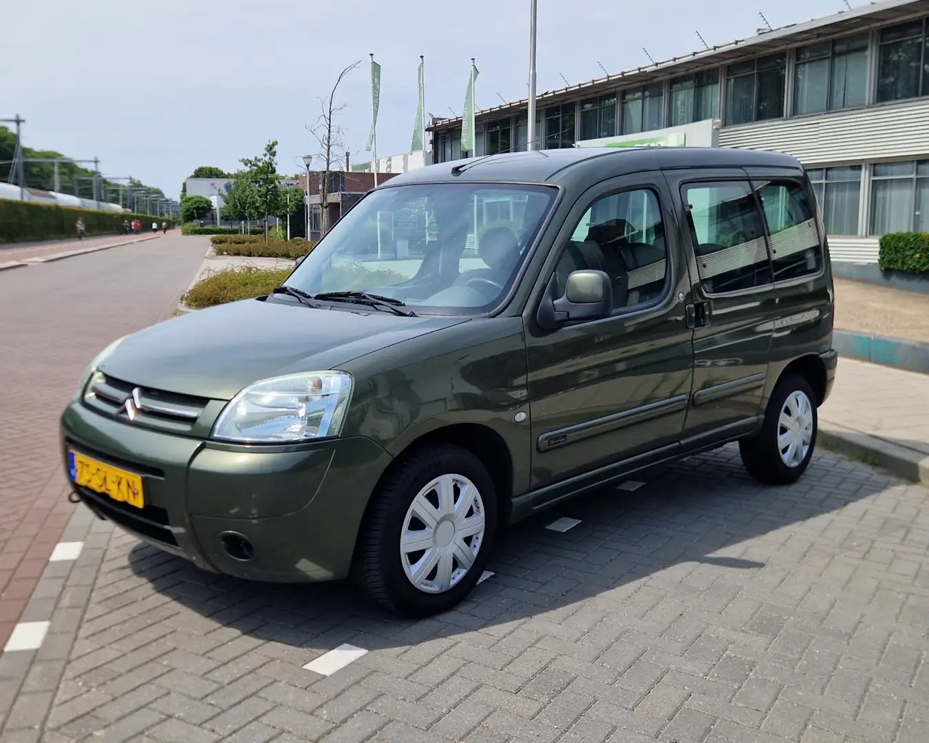 Citroen Berlingo 1.6 - Trekhaak/Cruisecontrol/Airco/2x schuifdeur Groen - 1