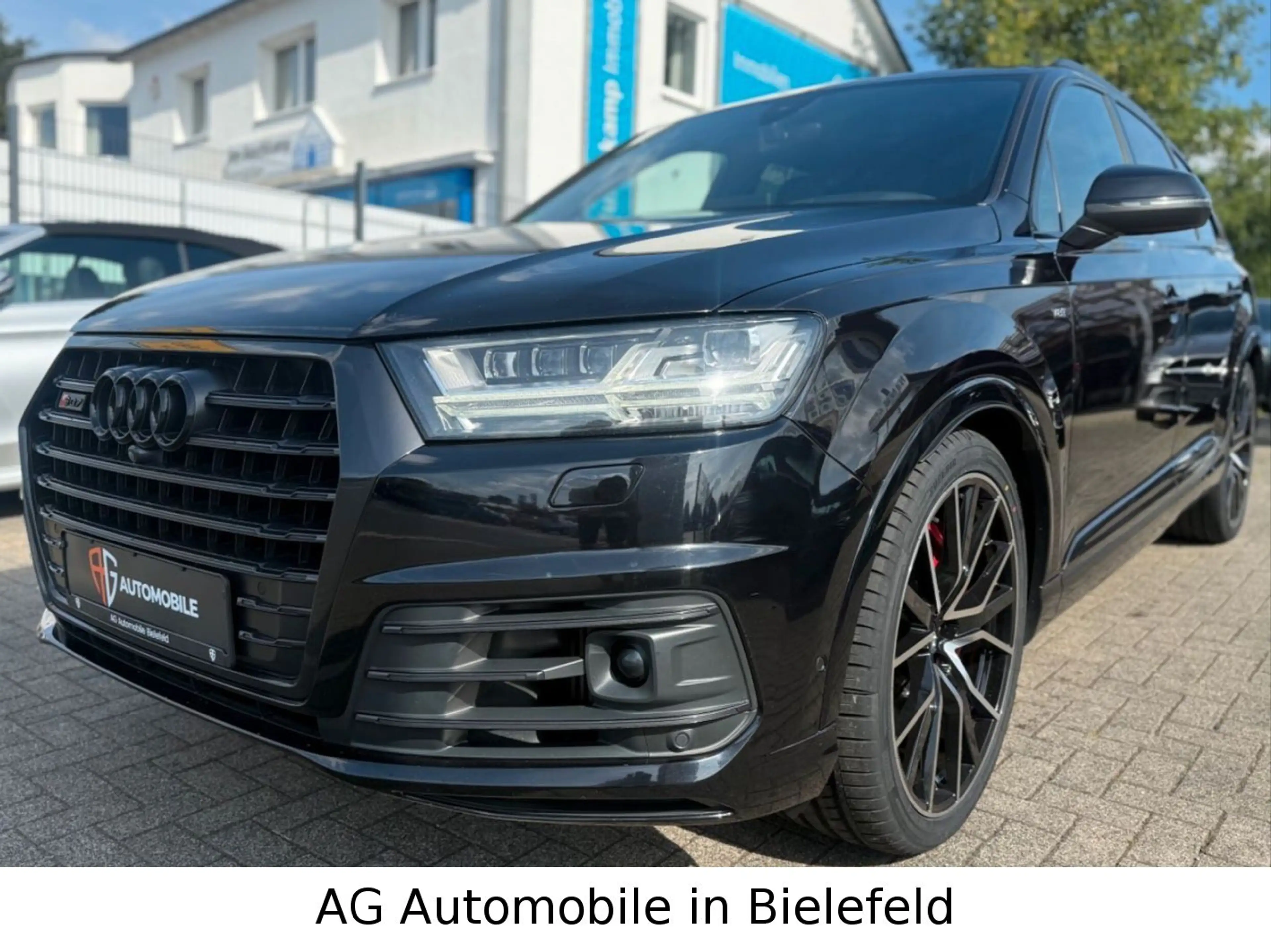 Audi SQ7 4.0 TDI quattro "HEADUP"BOSE"SHZG" — photo 3
