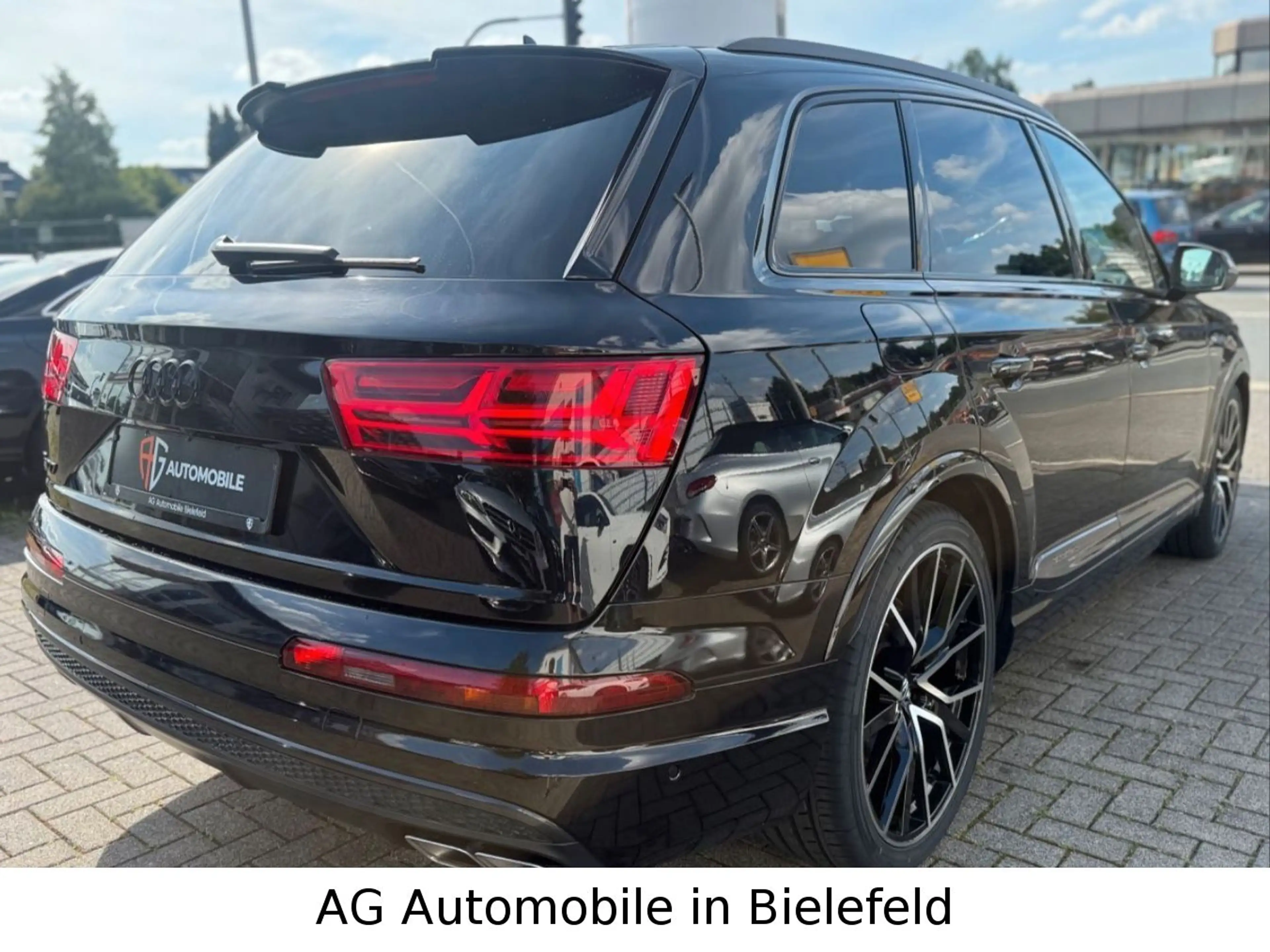 Audi SQ7 4.0 TDI quattro "HEADUP"BOSE"SHZG" — photo 7