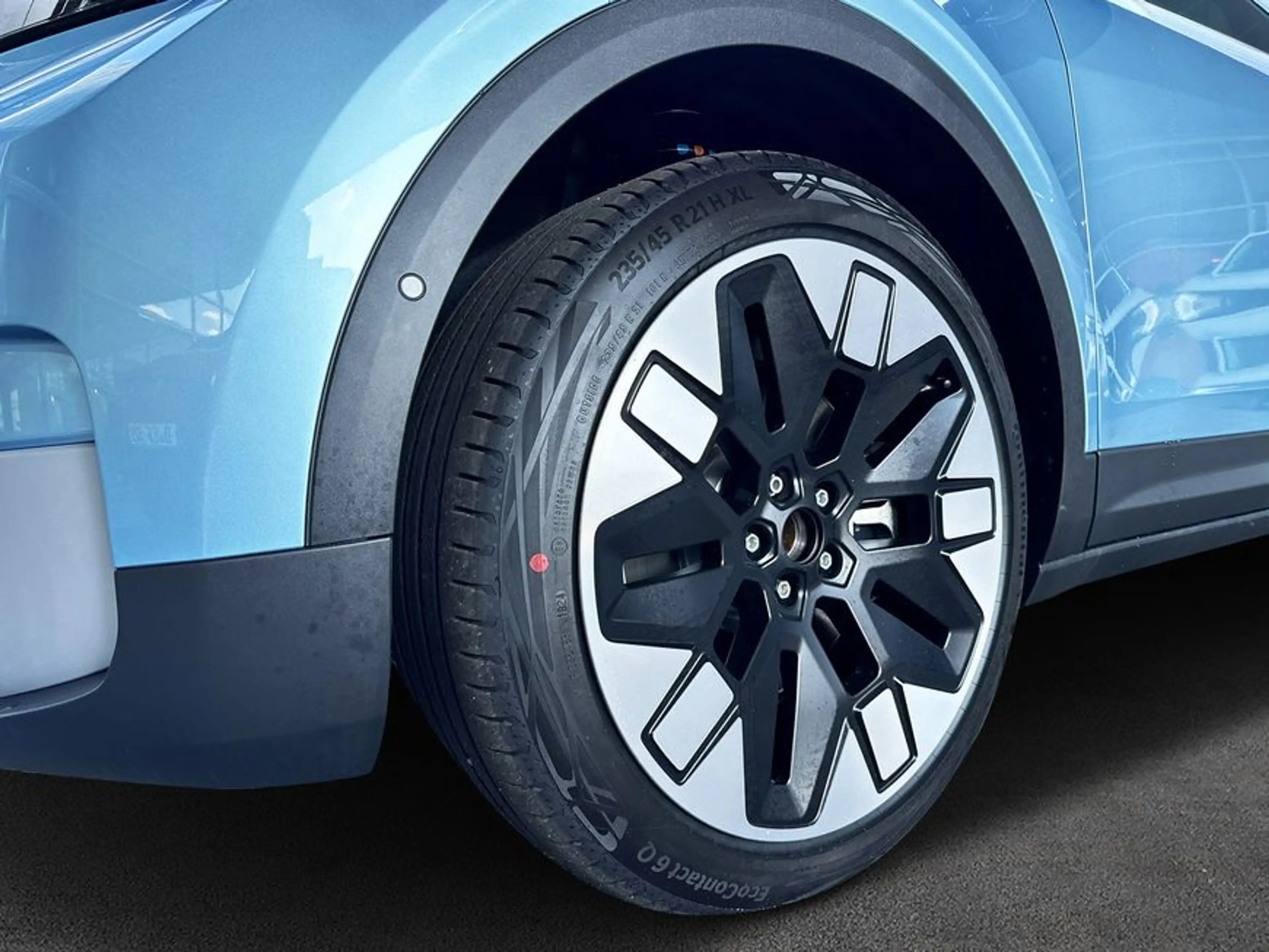Ford Explorer Elektromotor mit Extended Range RWD 77kWh — photo 5