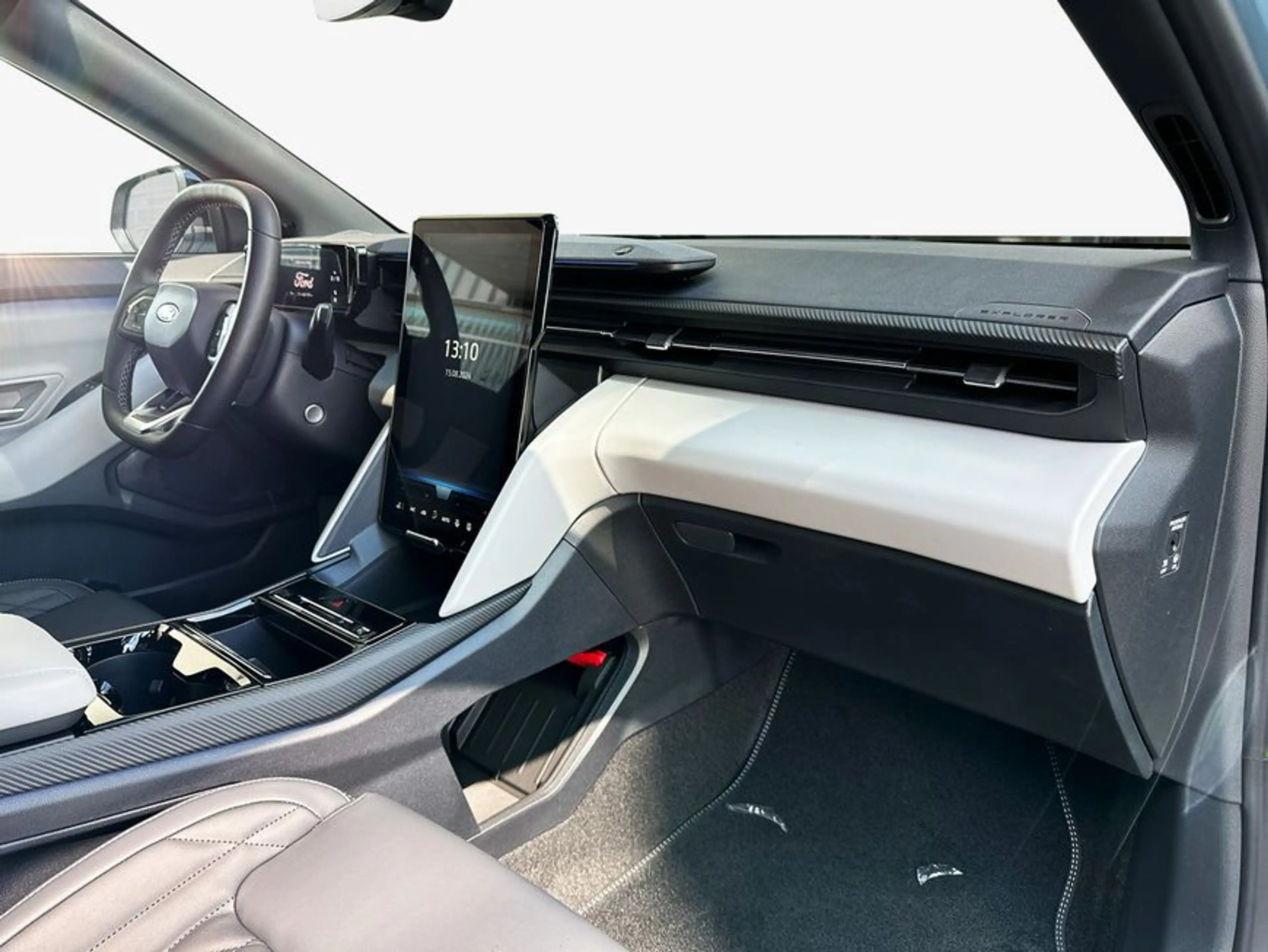 Ford Explorer Elektromotor mit Extended Range RWD 77kWh — photo 10