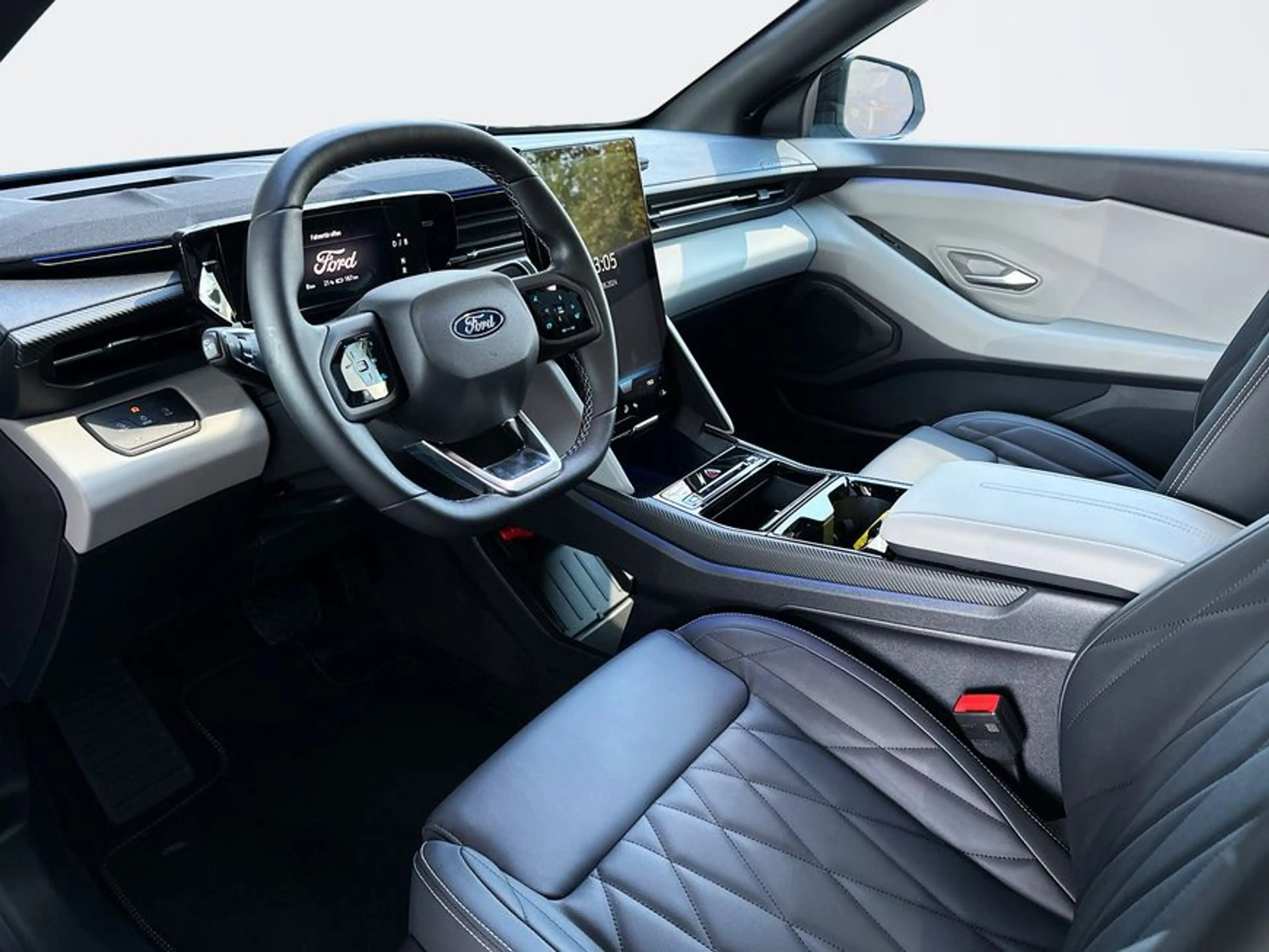 Ford Explorer Elektromotor mit Extended Range RWD 77kWh — photo 7