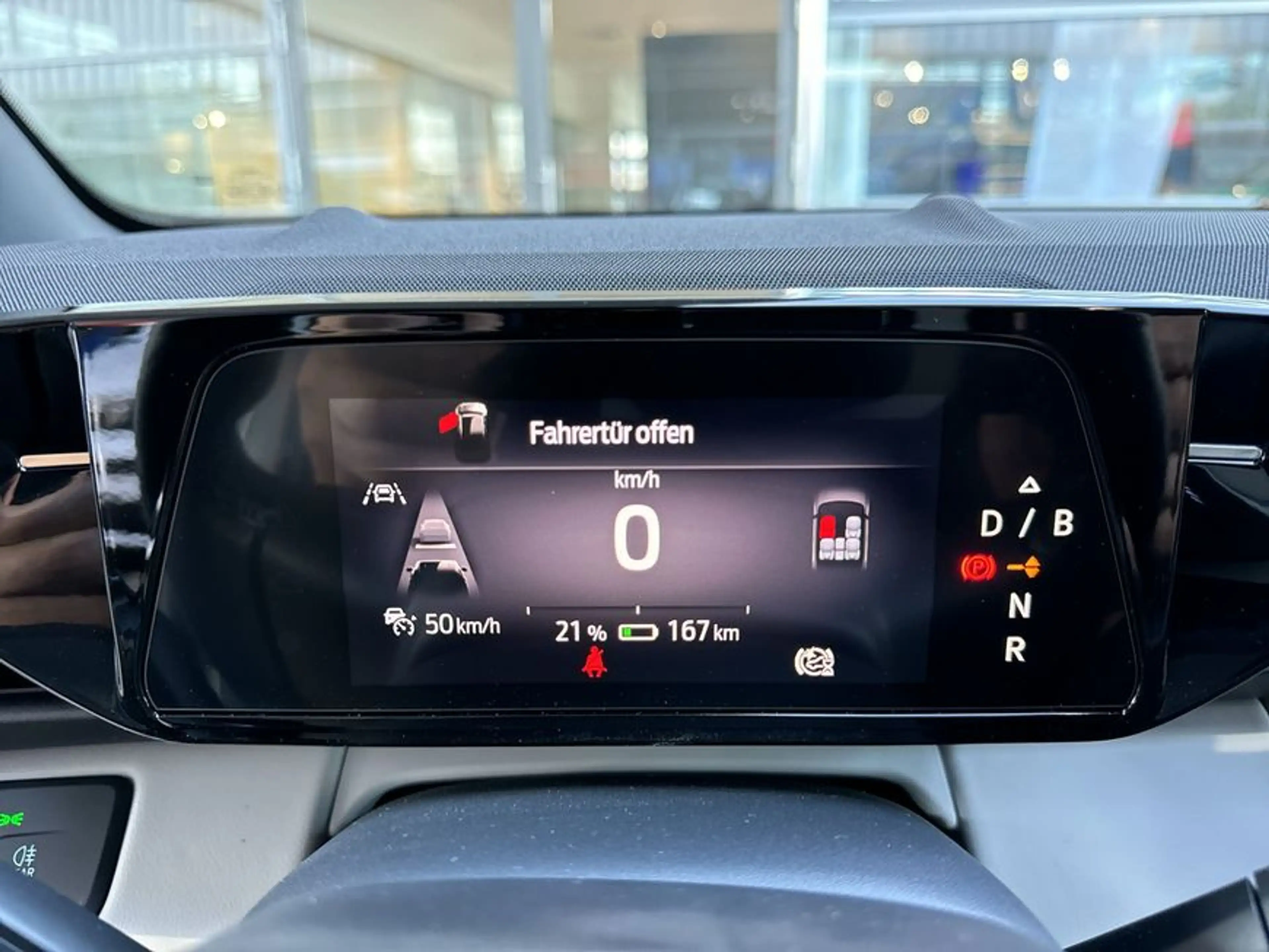 Ford Explorer Elektromotor mit Extended Range RWD 77kWh — photo 11
