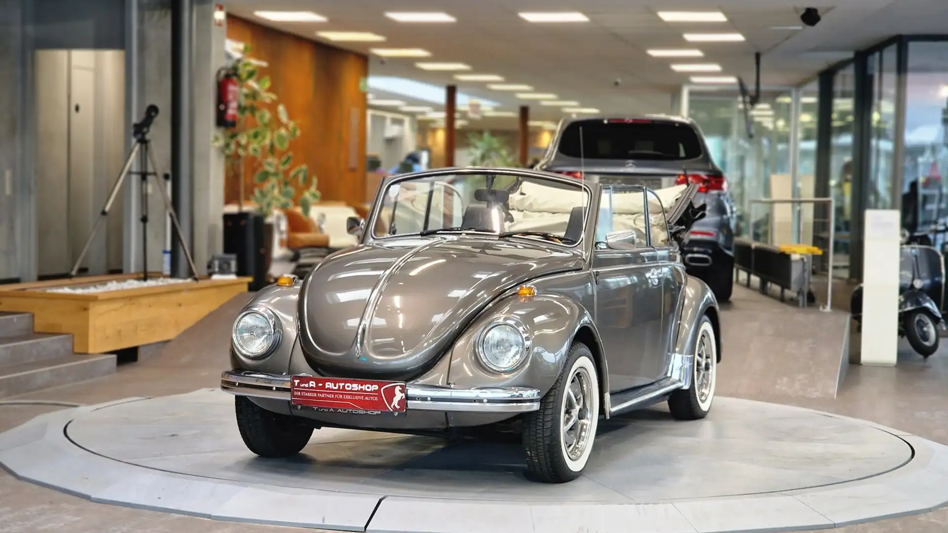 Volkswagen Käfer 1302 S Cabrio Grau - 1