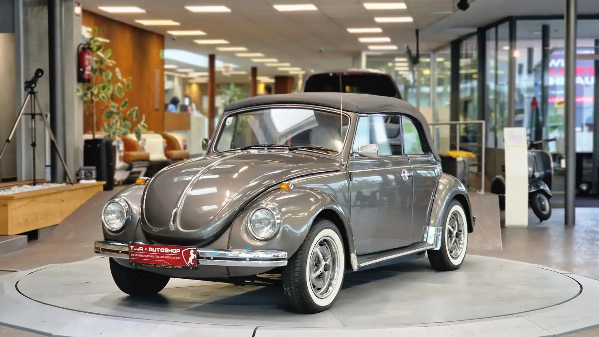 Volkswagen Käfer 1302 S Cabrio Grau - 2