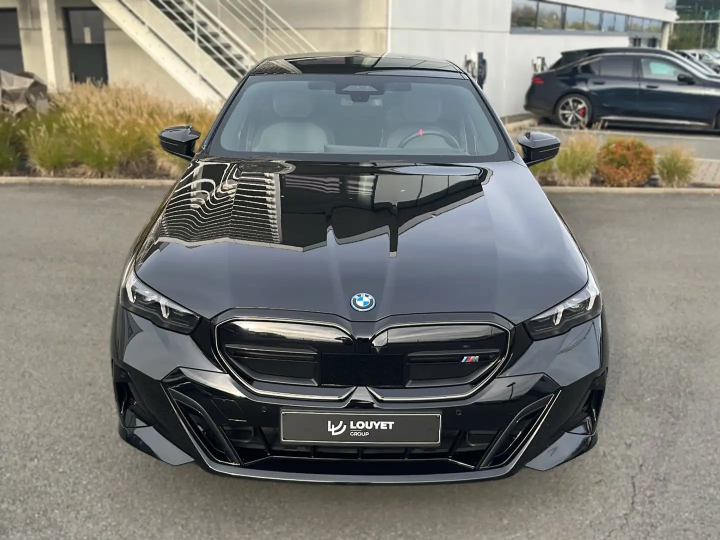 BMW i5 83.9 kW M60 xDrive Zwart - 2