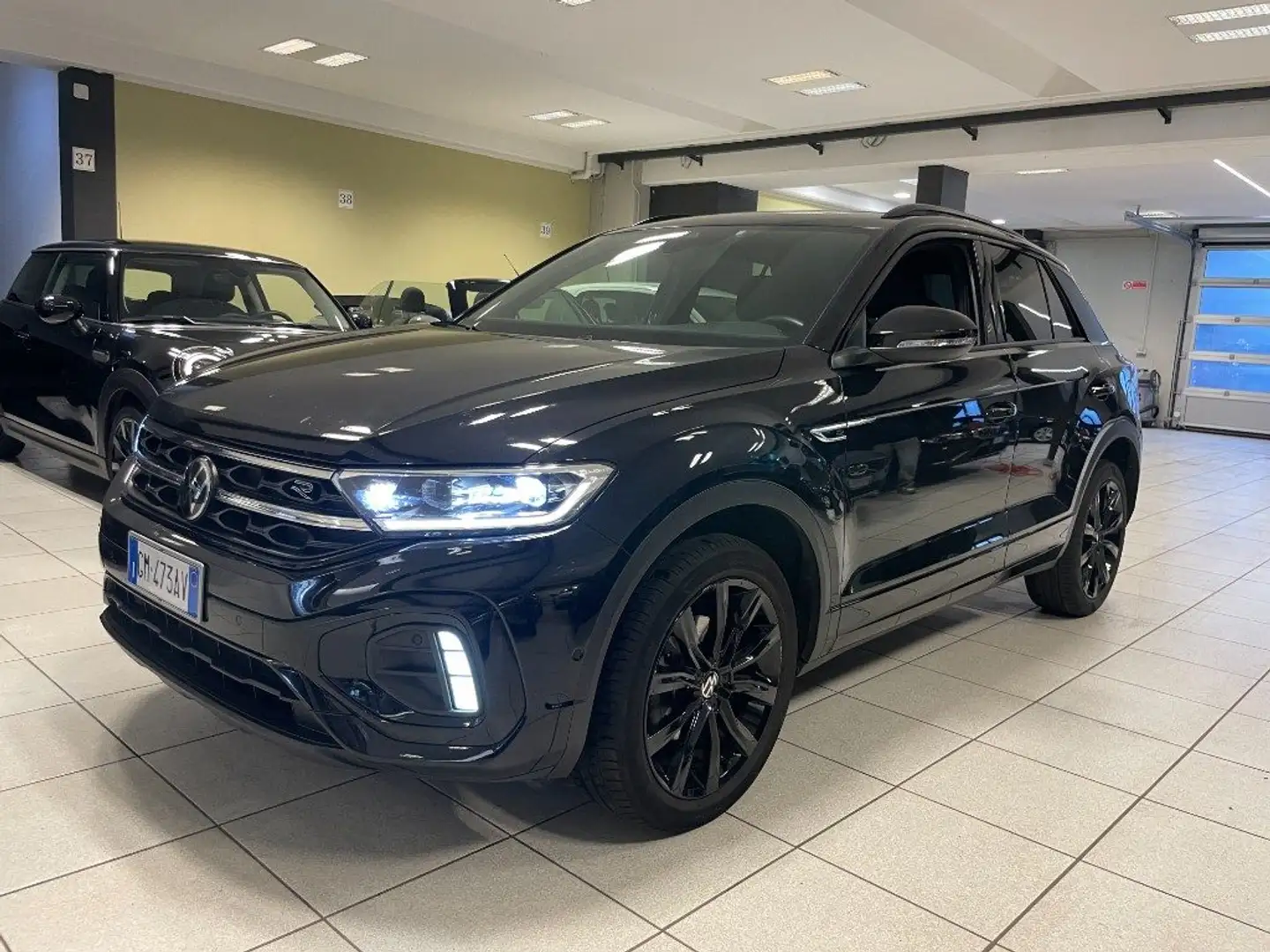 Volkswagen T-Roc 1.5 TSI ACT R-LINE--UNICO PROPRIETARIO Noir - 1