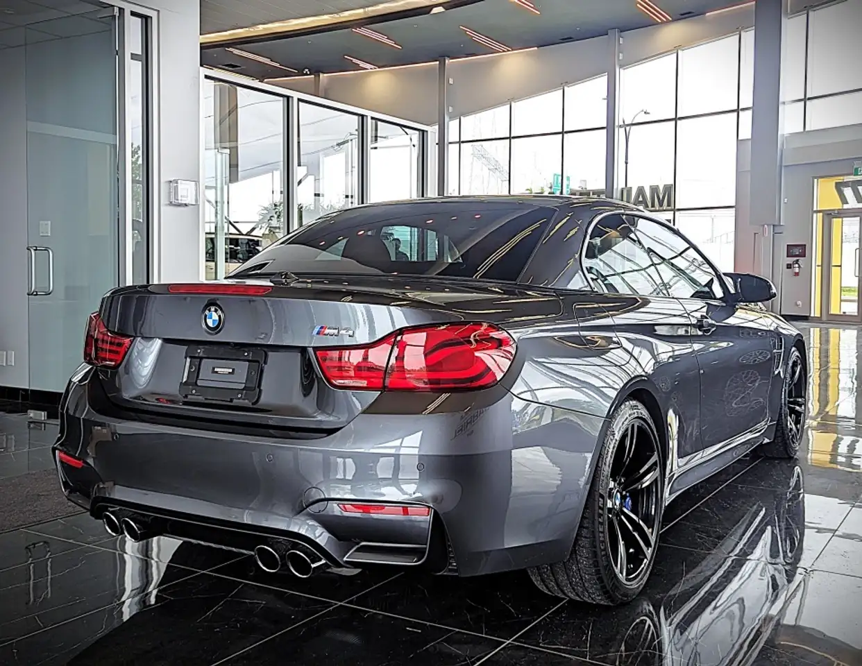 BMW M4 снимка BMW M4