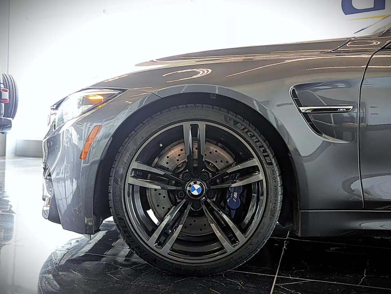 BMW M4 снимка BMW M4
