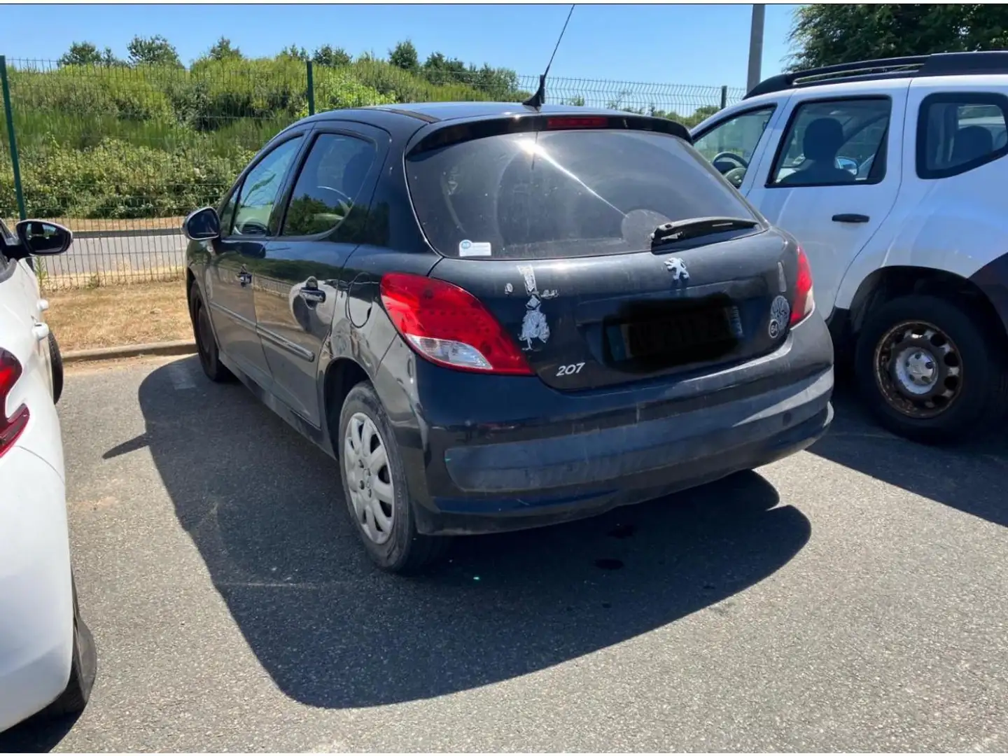 Peugeot 207 1.6 HDi 16V - 90  BERLINE Série 64 PHASE 2 Noir - 2