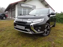 Mitsubishi Outlander PHEV Spirit 4WD Standheizung AHK abneh