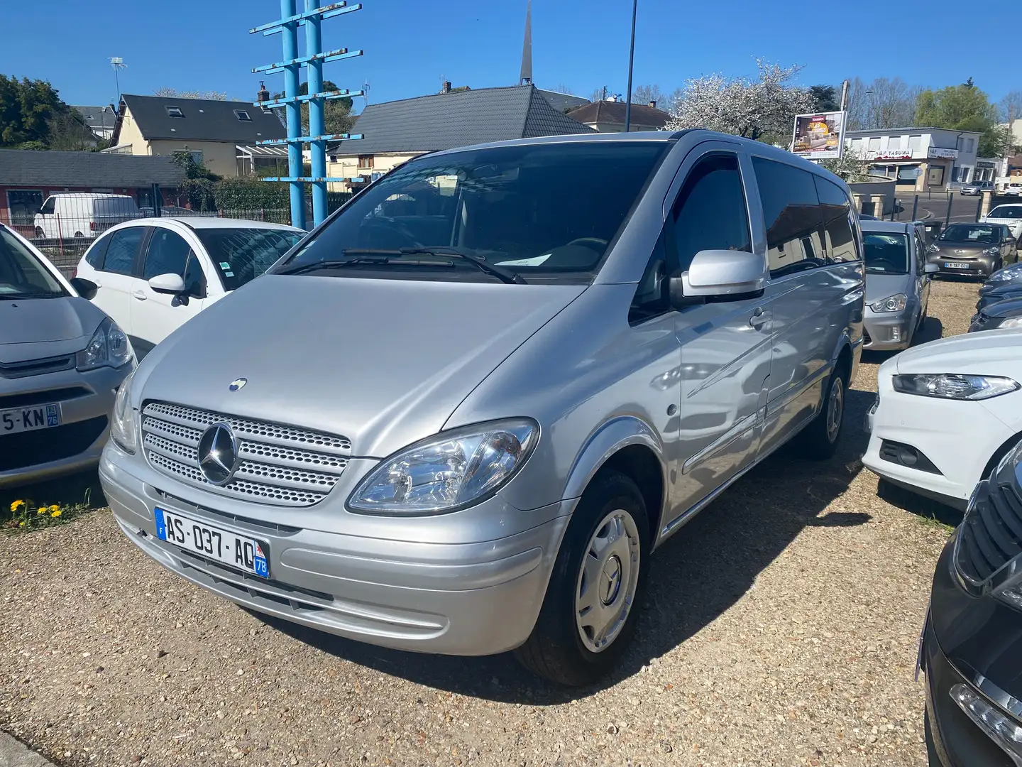 Mercedes-Benz Vito Gris - 2