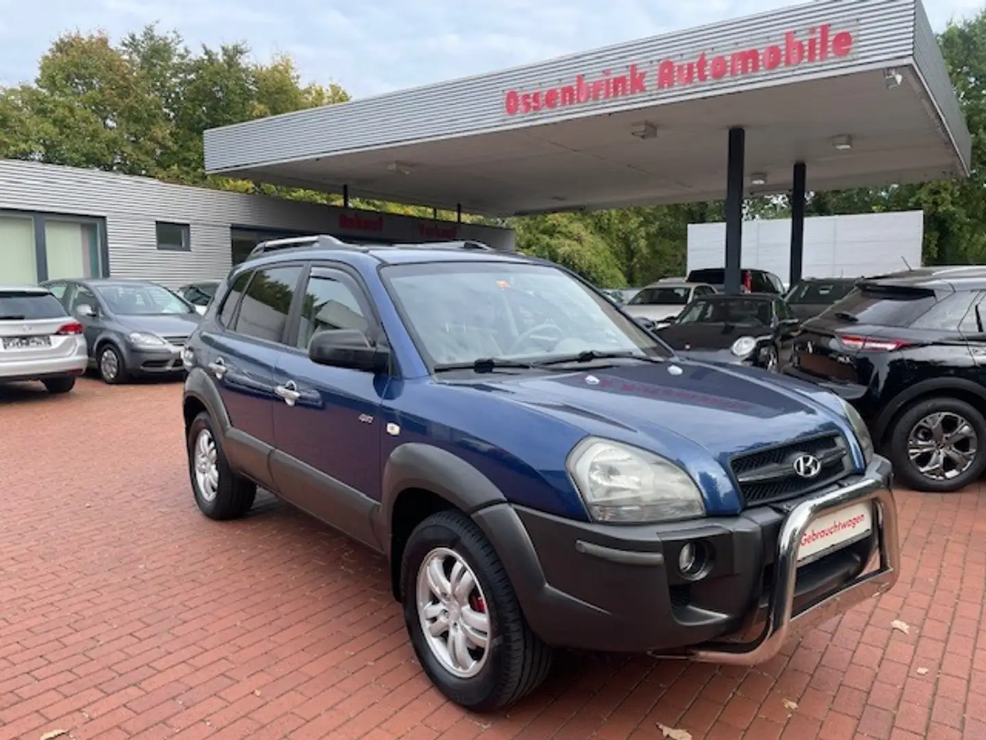 Hyundai TUCSON Tucson 2,0 CRDI 4x4 Allrad Blau - 1