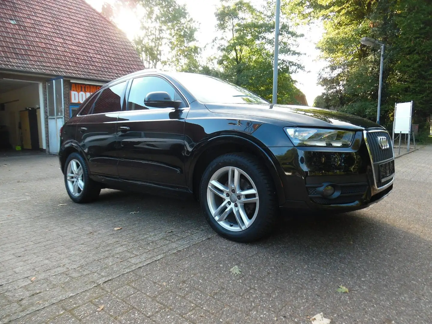 Audi Q3 2.0 TDI*SZH*Klima*Zahnriemen 08/2023 gewechs. Schwarz - 1