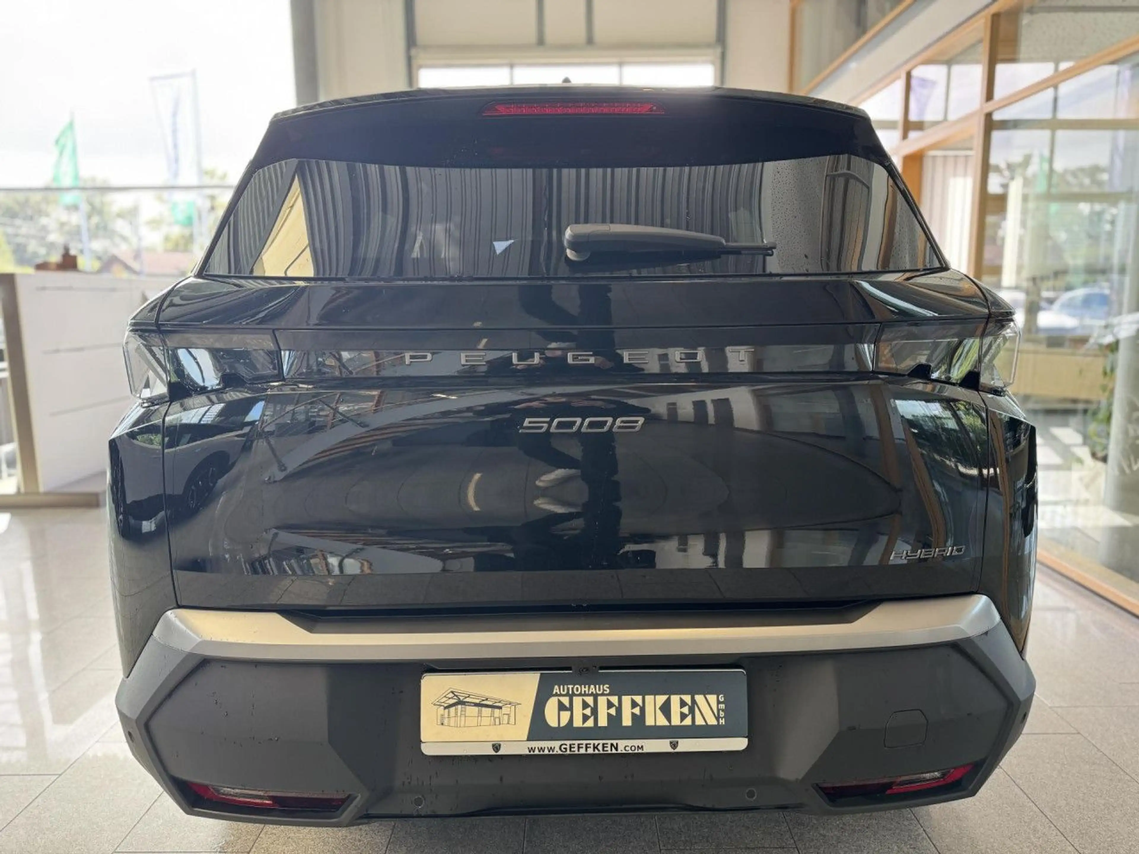 Peugeot 5008 Hybrid 145 GT, 360, ACC! Bluetooth Navi LED — photo 6