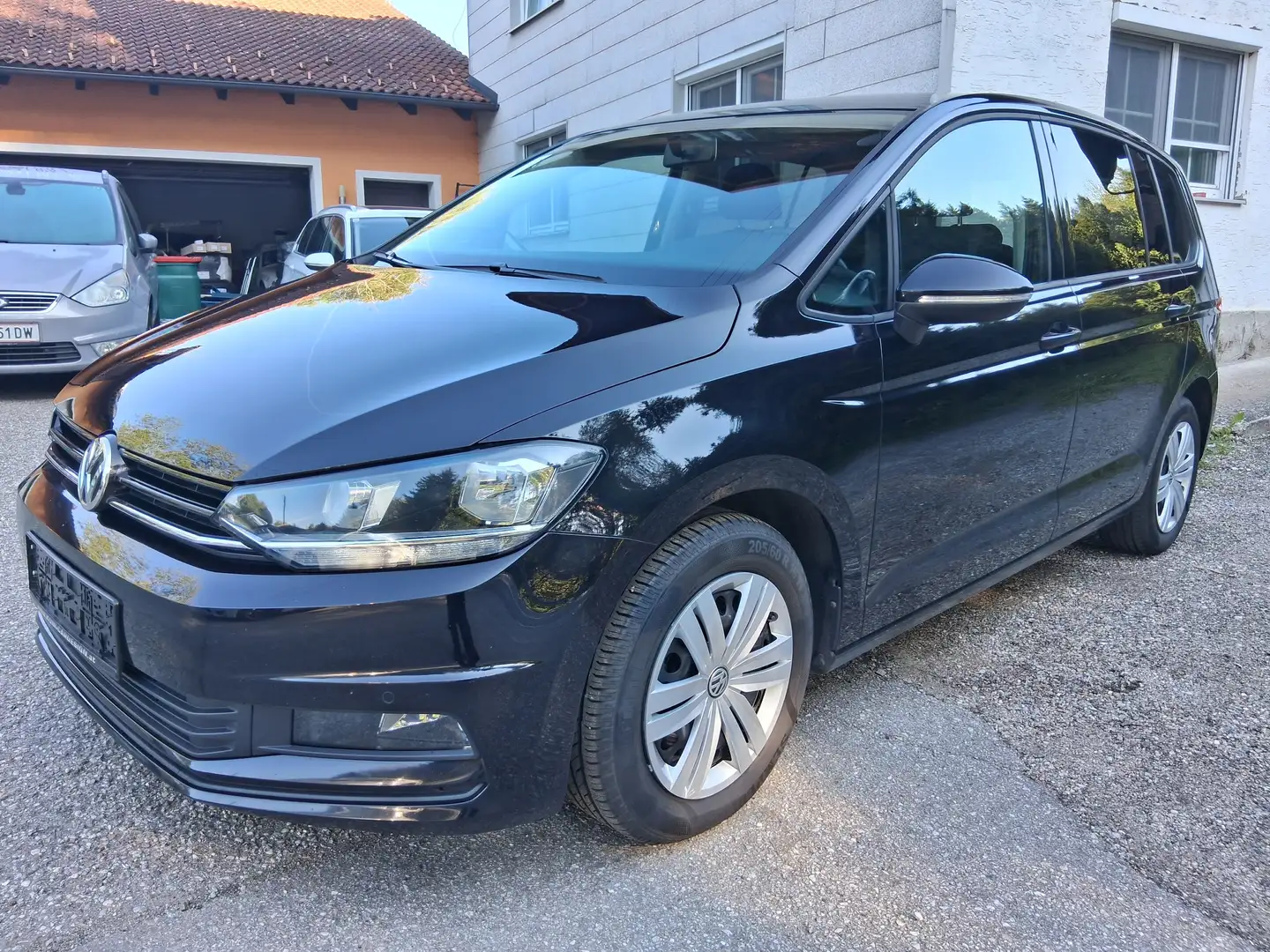 Volkswagen Touran TDI SCR Trendline Erstbesitz Zwart - 1