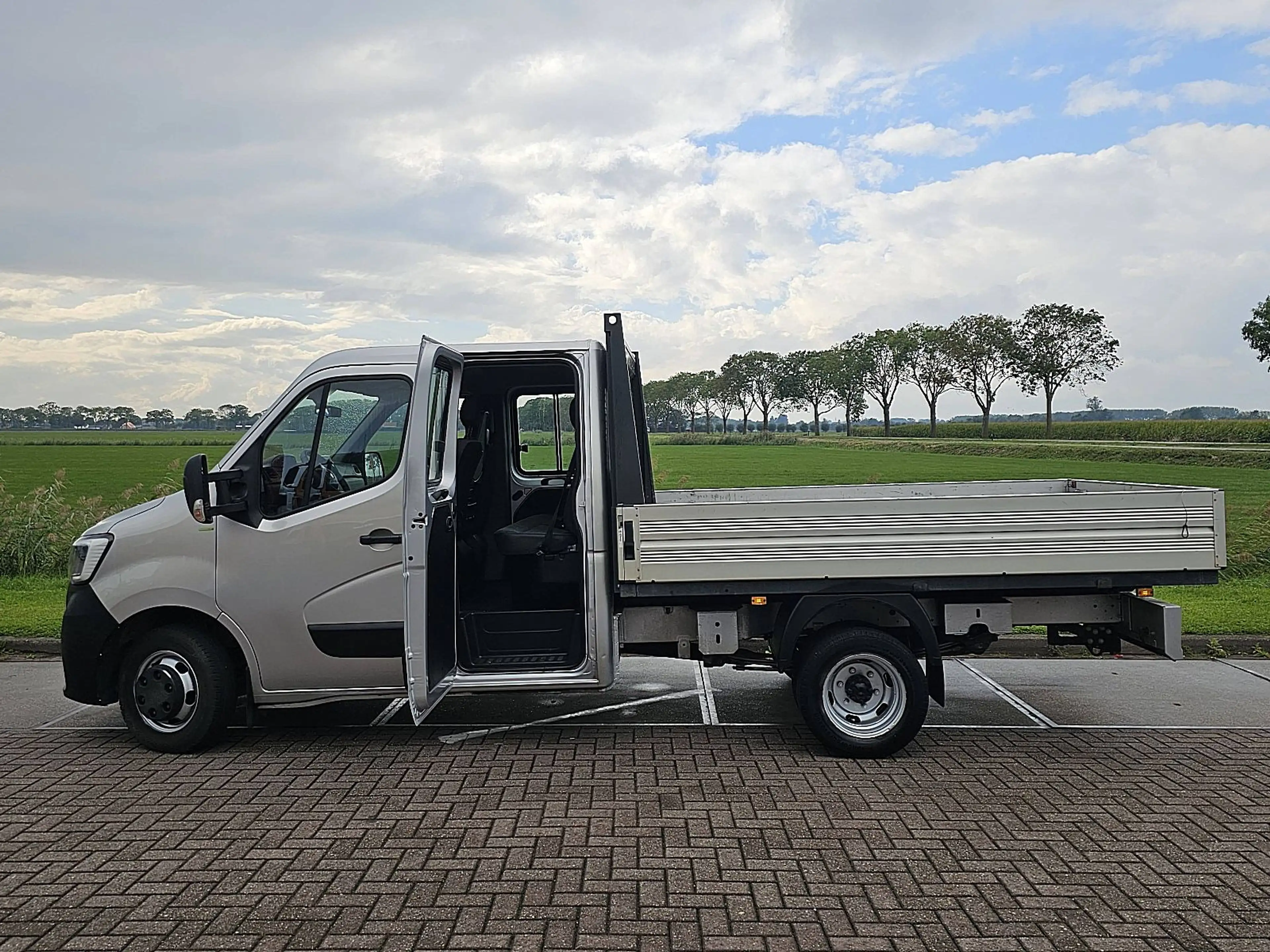 Renault Master 2.3 Dub.Cab Open-Laadbak — photo 16
