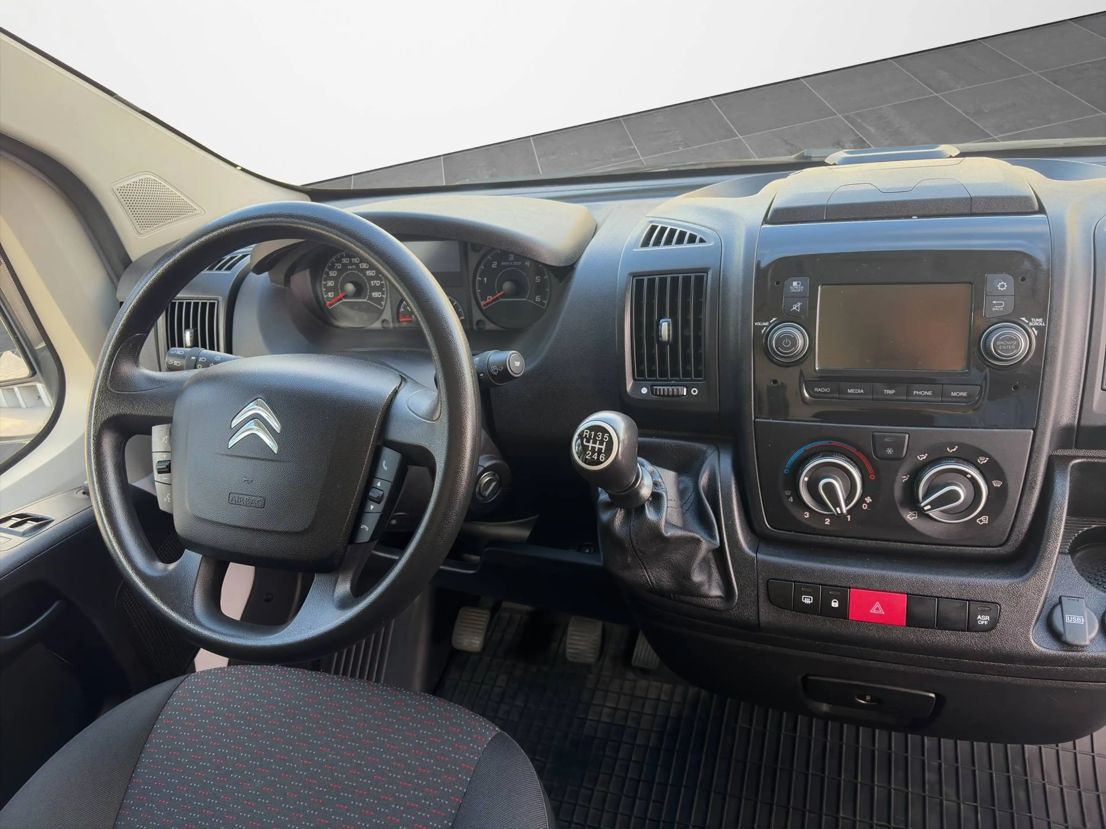 Citroen Jumper 33 L3H2 Club BlueHDi 140 Start — photo 5